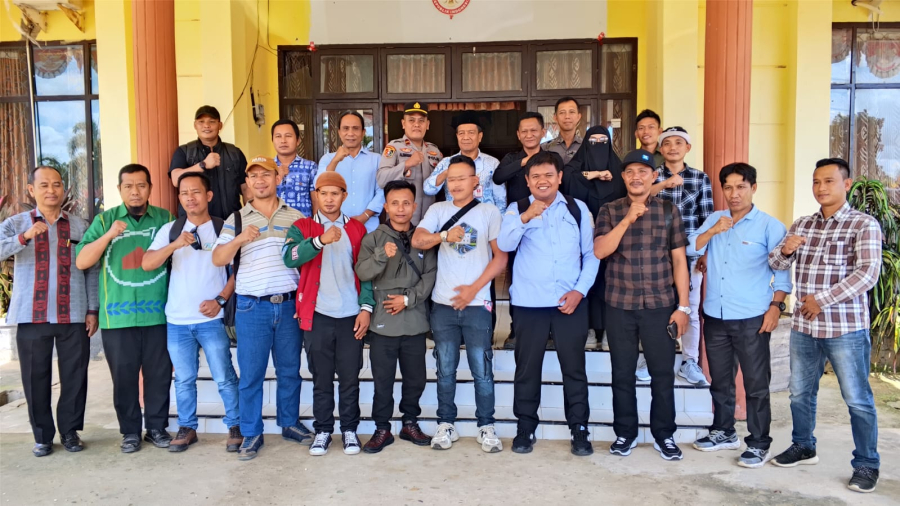 Pendataran di Kesbangpol (ISW)